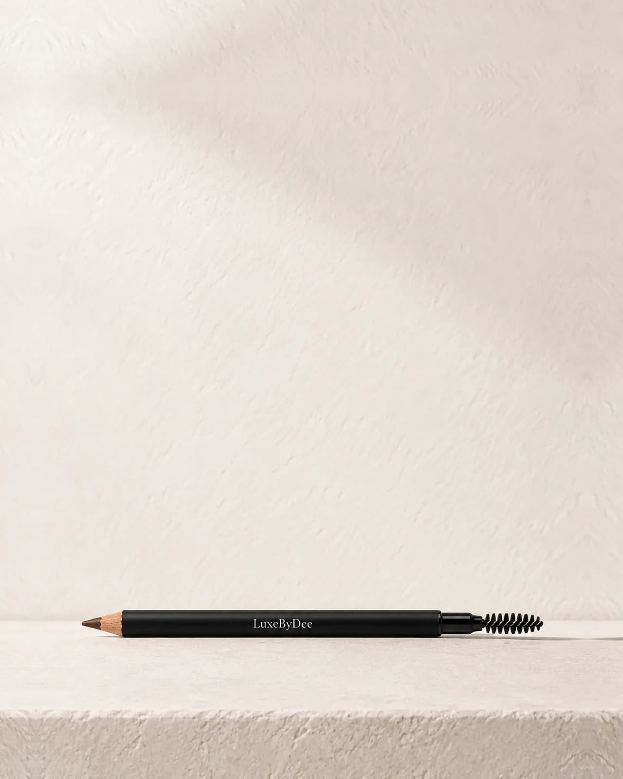 Hatching, 03 Dark Brown
